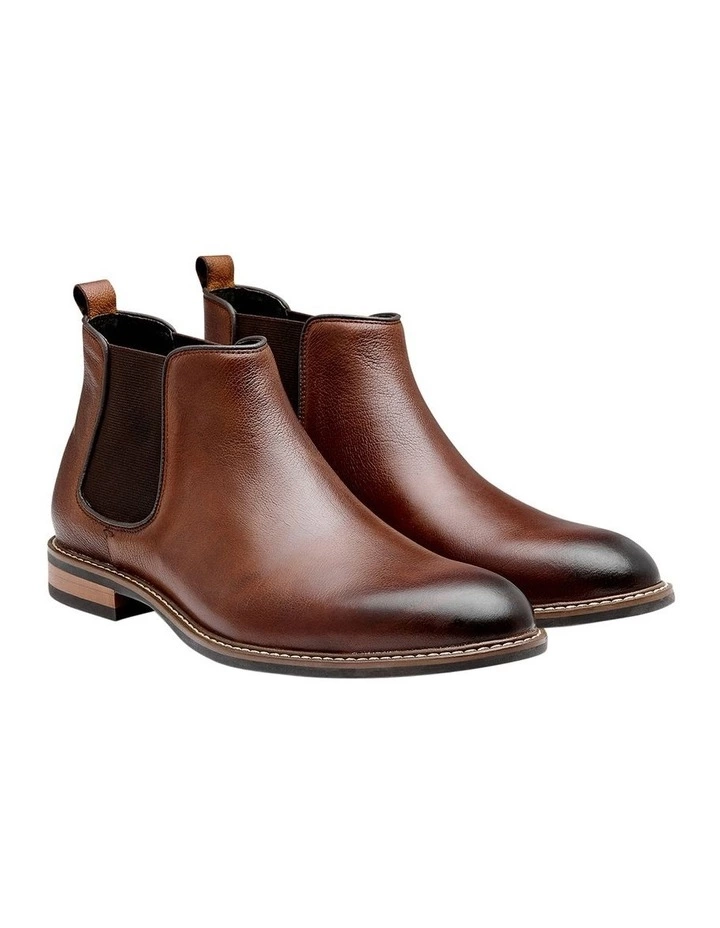 AQ by Aquila Lucca Leather Chelsea Boots 2 AQ by Aquila Lucca Leather Chelsea Boots - Image 2