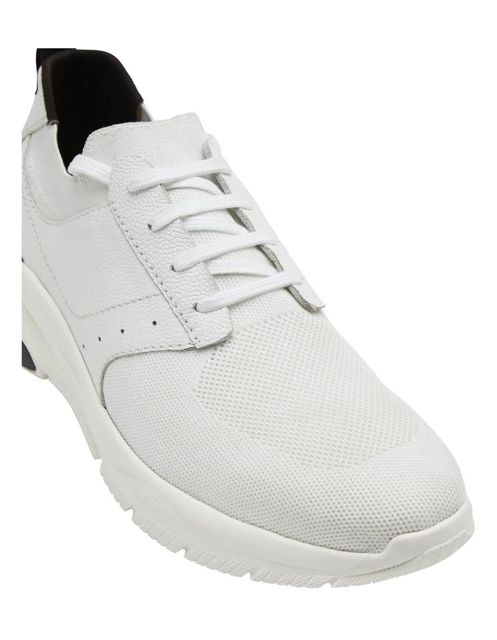 Oxford Haiden White Knitted Mens Trainers 4 Oxford Haiden White Knitted Mens Trainers - Image 4
