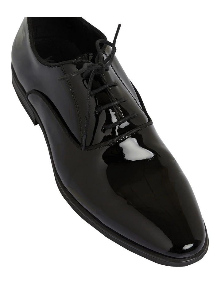 Yd. Showtime Patent Black Dress Shoe 4 Yd. Showtime Patent Black Dress Shoe - Image 4